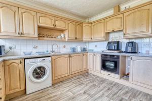 Kitchen- click for photo gallery